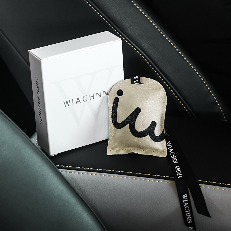 新車用アロマセラピーカーパフュームサシェ、高級感のある長持ち - Perfume Fragrance Manufacturers のレビューと価格