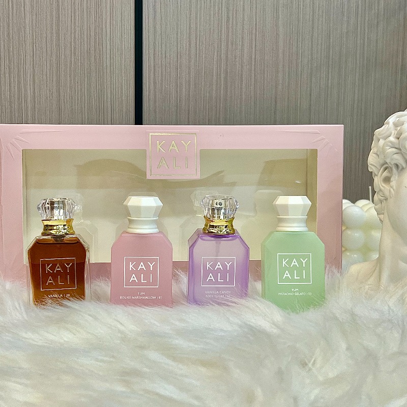 カヤリ アラビアン パフュームセット 4x30ml 長持ちす - Perfume Fragrance Vanilla のレビューと価格